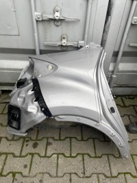 Купити Toyota c-hr chr 2016- четвертина права задні, фото thumb