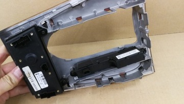 фото thumb №6, Mercedes w211 рамка dekor выборщик 2116802336