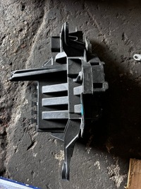 фото thumb №1, 6 mercedes w205 розподільник струму 2055401850