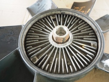 фото thumb №7, Audi a8 d2 fl 3,7 v8 вентилятор віско віскоза 077121350d 077121301b комплект