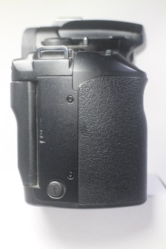 Пленочная зеркальная камера Canon EOS 7 Eye Control EF 28–105 мм F3,5–4,5 USM с зум-объективом