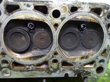 фото thumb №8, Volkswagen passat b5 1.6 8v головка двигуна 050103373