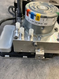 фото thumb №9, Mercedes компресор підвіска заднього пневматичний a2973209201