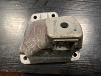 фото thumb №1, Кронштейн двигуна bmw 5 f10 f11 6795955