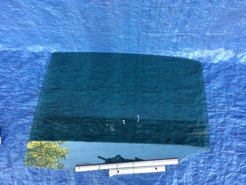 фото thumb №1, Toyota camry viii xv70 стекло дверь левая левый зад