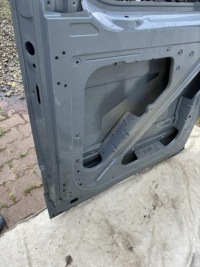фото thumb №9, Дверь правая зад сдвижные mercedes sprinter w910 w907 17-