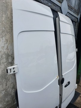 фото thumb №8, Дверь задние mercedes sprinter w907 радиатор , правые левая
