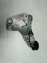 Купить Jeep grand cherokee wk2 10– 3.0 crd кронштейн компрессора ролик 3310f, фото thumb