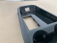 фото thumb №7, Ford mustang mach-e 2021r кронштейн na кружки полка туннель среднего оригинал