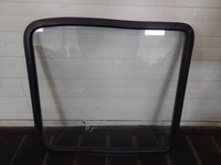 фото thumb №1, Скло кузовна правий задня mercedes t1 kaczka