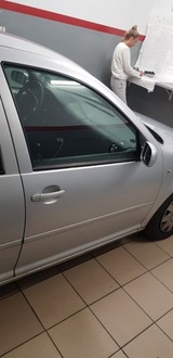 фото thumb №1, Двері праві перед vw golf 4 iv колір la7w