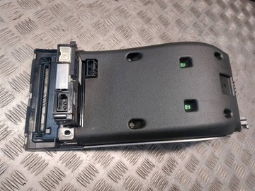 фото thumb №6, Панель повітропровід консоль середня рамка дисплей volvo v50 8696495 30672565