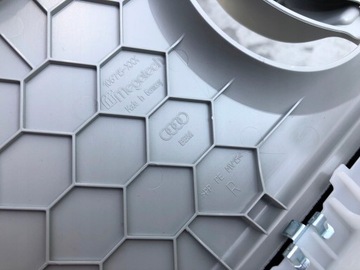 фото thumb №11, Обшивка стойка b правые audi e-tron 55 quattro 4ke 4ke867244a 4n0819210a