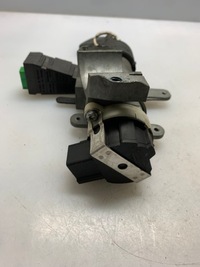 фото thumb №3, Замок запалювання ключ 8626324 volvo