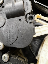 фото thumb №8, Отопитель воздуходувка range rover velar l560