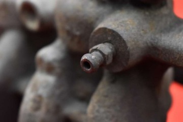 фото thumb №7, Суппорт тормозной левый перед 9657594980 peugeot 607 2.2 hdi 133 km 04-08