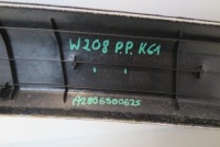 Купить Обшивка защита стойка правое правый перед mercedes benz w208 a2806900625, фото thumb