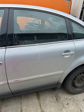 фото thumb №1, Дверь зад задние левая vw passat b5 рестайлинг la7w sedan