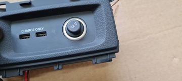 фото thumb №8, Q5 80a sq5 port гнездо usb 5q0035726l 80a863324a