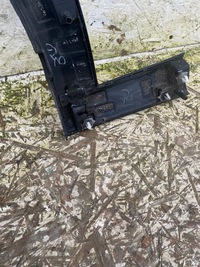 фото thumb №14, Молдинг права na передній крила mustang mach e