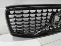 фото thumb №3, Решётка радиатора решётка радиатора volvo xc60 ii r-desing hal 6869