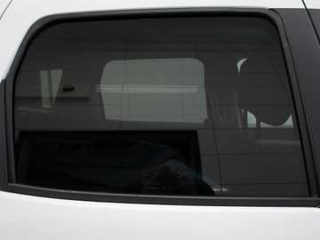 фото thumb №1, Скло двері права задня dacia duster ii 17- r.
