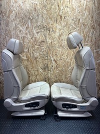 фото thumb №12, Сиденья подогрев диван обивка кремовый кожа европа bmw e60 2008 комплект