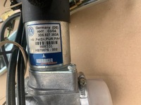 фото thumb №6, Доводчик кришки 3d5827383a vw phaeton помпа замок привід новий