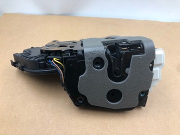 фото thumb №3, Правий зад замок двері засувка lr078743 lr078742 do land rover jaguar