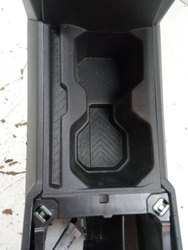 фото thumb №11, Туннель средний подлокотник 969f59978r dacia duster iii 2024-