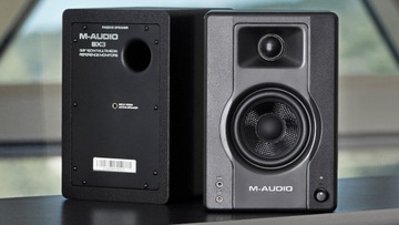 Пара M-AUDIO BX3 — пара активных мониторов