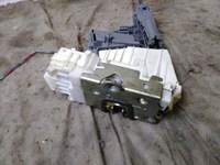 фото thumb №2, Mercedes r w251 замок двері правий перед europ 4 pin