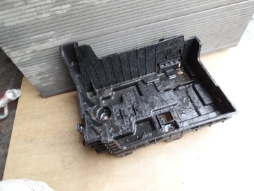 фото thumb №1, Citroen c-elysee 2015 1,6 основание акумулятора org