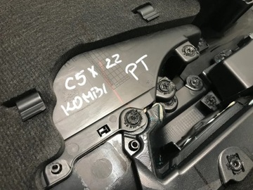 фото thumb №4, Citroen c5x c5 x 2022 боковина обшивка оббивка двері лівий зад 98477760zd