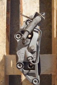 фото thumb №7, Супорт гальмівний лівий перед audi a8 d3