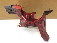 фото thumb №1, Renault clio iv 4 четверть правая кронштейн pod фара кронштейн