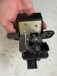 фото thumb №10, Kia ceed iii 18- hb замок крышки багажника 13921-00010