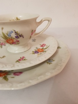 Фарфоровая чашка и тарелки от Trio Rosenthal Maria.
