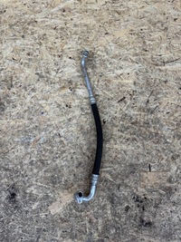 фото thumb №1, Трубка шланг кондиціонера renault koleos ii 2.0 dci 924807705r