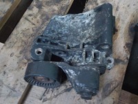 фото thumb №1, Bmw x5 e70 3.5d кронштейн основание натяжителя