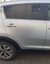 фото thumb №2, Kia sportage iii двері задня задні праве 9s