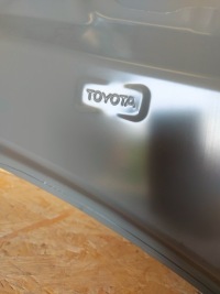 фото thumb №10, Капот крышка двигателя toyota yaris iv 2020- новая оригинальная 53301-k0010