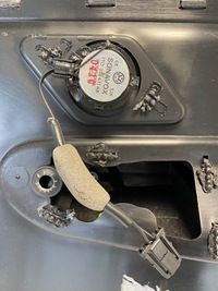 фото thumb №8, Vw touran обивка обшивка левый задняя кожа czarna 1t0867211 sonavox