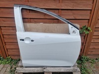 фото thumb №1, Toyota yaris iv дверь правые перед демонтаж жемчуг 089 warszawa-koło-poznań