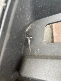 фото thumb №9, Решітка радіатора нижня бампера chevrolet camaro vi 16-19