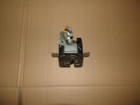 фото thumb №1, Замок кришки задня задній colt vi 04-08r.