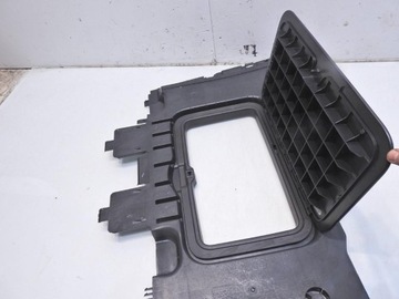 фото thumb №7, Кришка бардачка підлоги правий зад renault scenic ii рестайлінг 8200223810