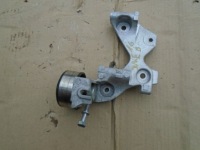 фото thumb №1, Nissan juke f15 1.6 b натягувач ремінь кронштейн двигуна oryg.