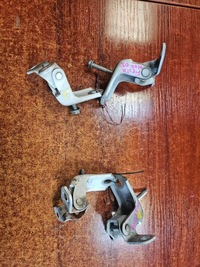 фото thumb №1, Петля петлі двері лівий правий ford fiesta mk7 3d eu