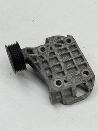 фото thumb №7, Audi q7 4l 3.0 tdi лапи кріплення генератора + ролик